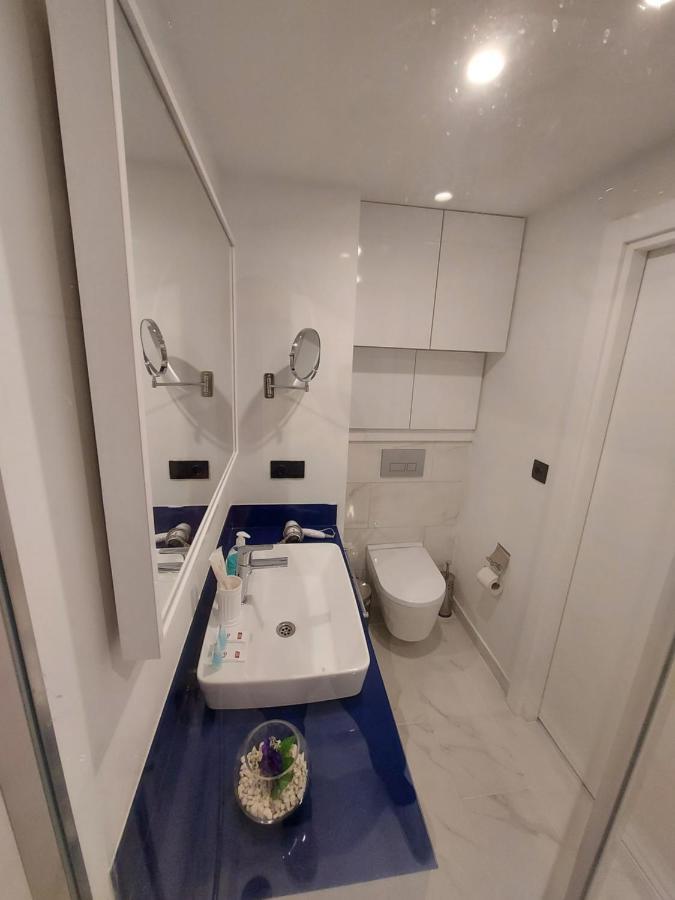 Apartamento Номера На Высоких Этажах 24,31 Batumi Exterior foto